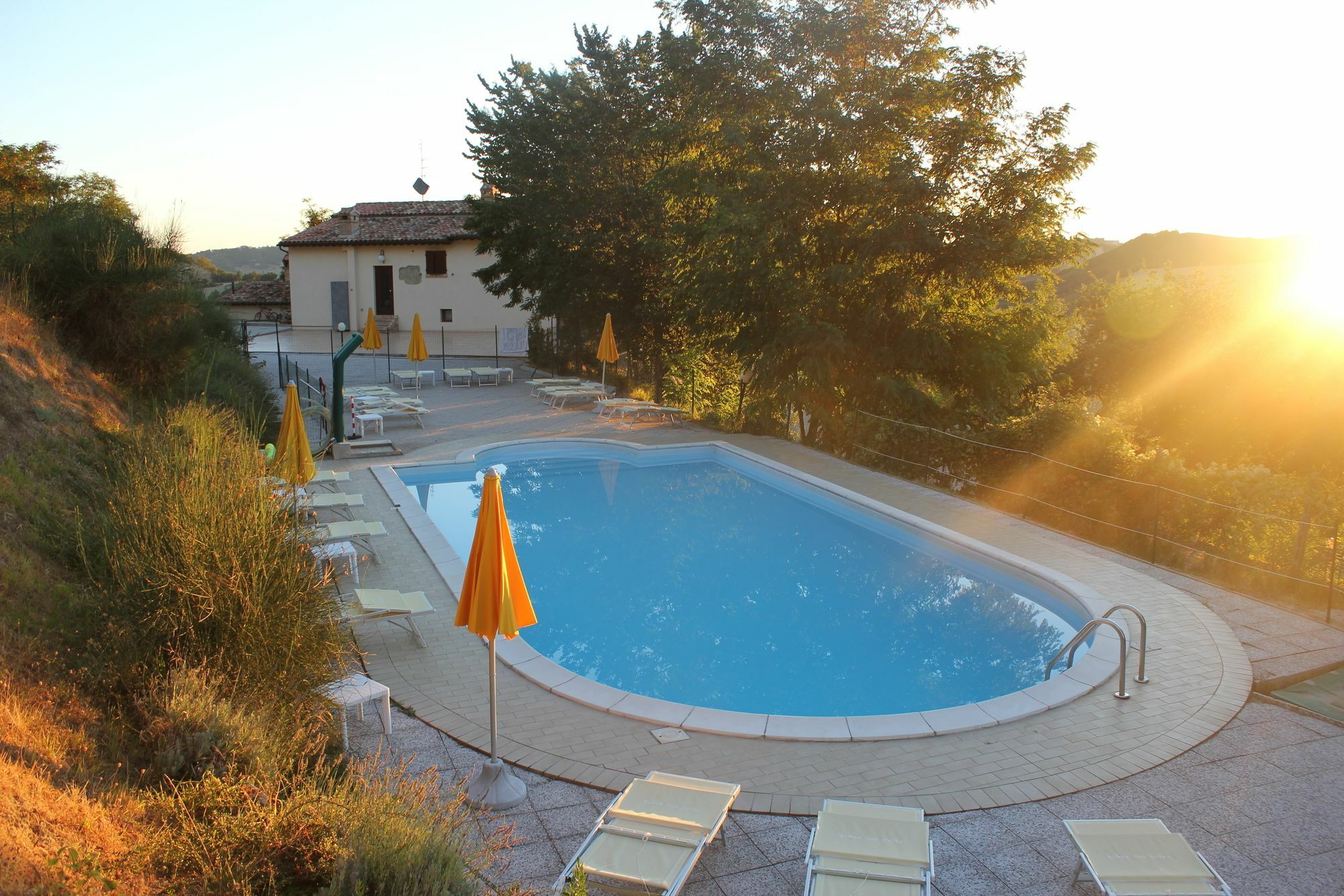 Agriturismo La Valle Del Vento Urbino Luaran gambar
